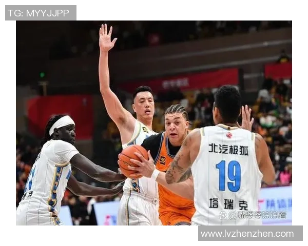 上海篮球队近期状态全面对比分析及未来发展趋势探讨