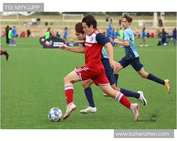 足球兜传技巧解析与实战应用提升你的传球水平与比赛表现